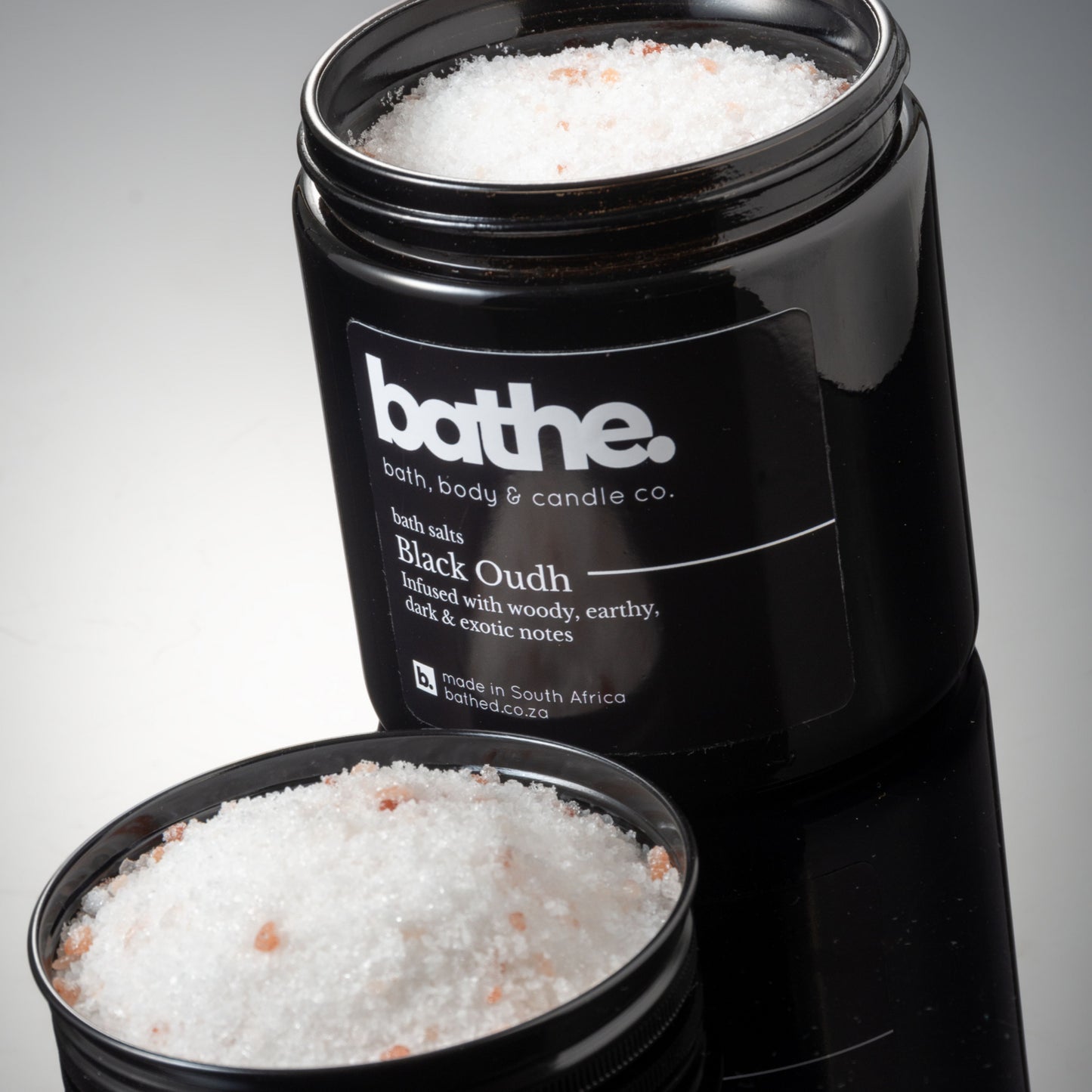 black Oudh bath salts