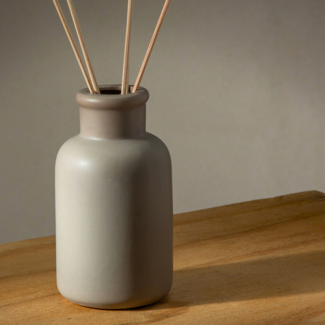 Beige ESSENTIAL collection reed diffuser